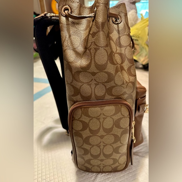 COACH NEW YORK BROWN BACKPACK - Picture 6 of 6